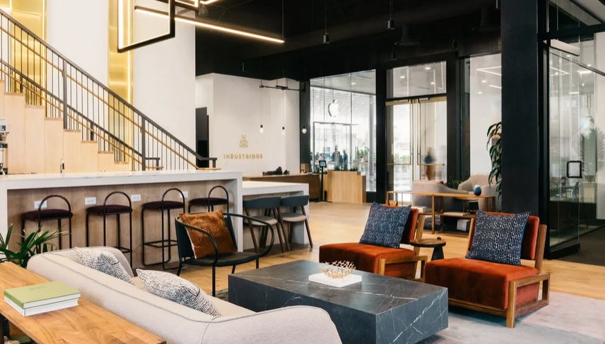 Ανεβάζει στροφές η Industrious μετά την εξαγορά της από την CBRE 